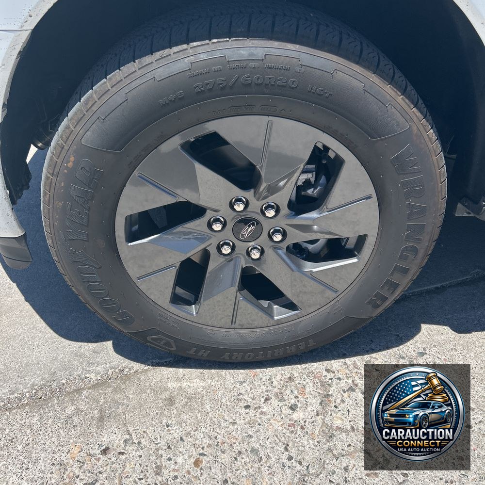 2023 Ford F-150 Lightning Lariat