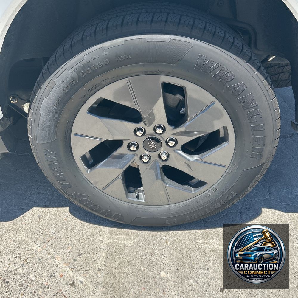 2023 Ford F-150 Lightning Lariat