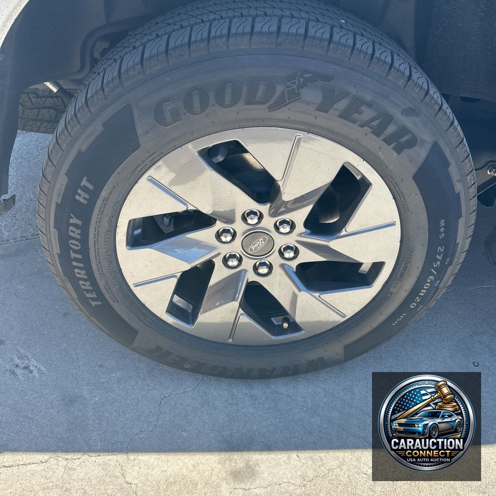 2023 Ford F-150 Lightning Lariat