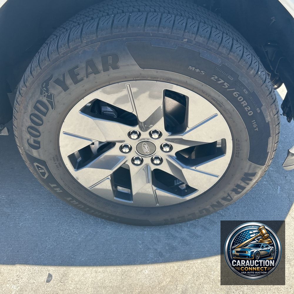 2023 Ford F-150 Lightning Lariat