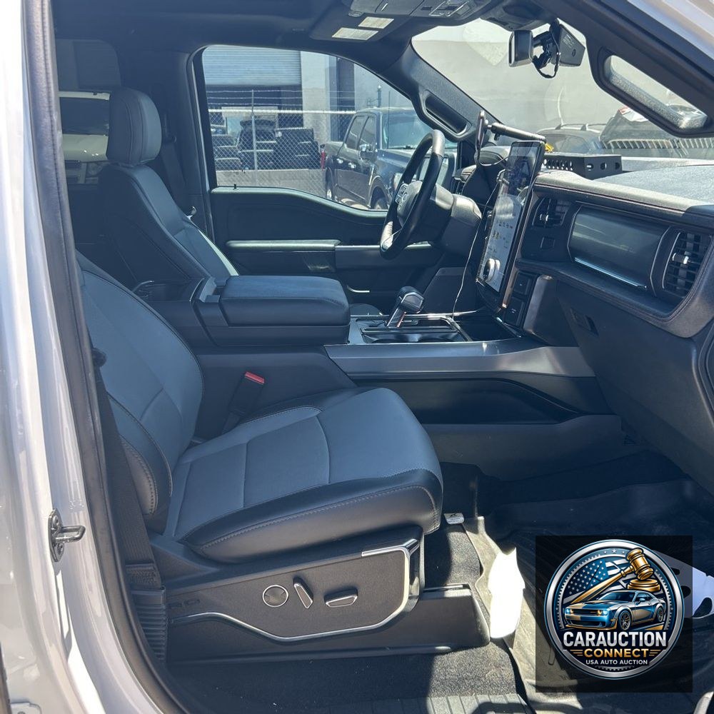 2023 Ford F-150 Lightning Lariat