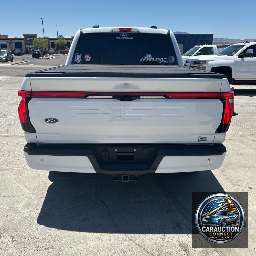 2023 Ford F-150 Lightning Lariat