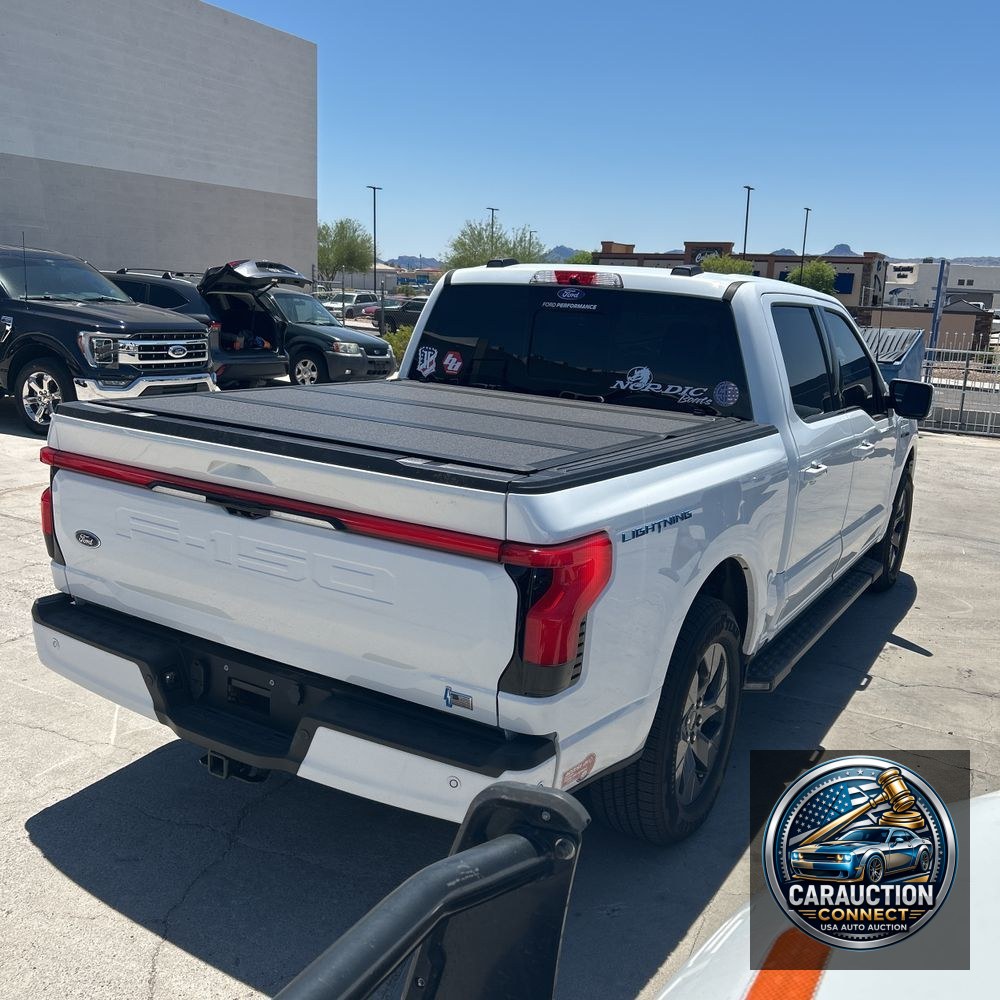 2023 Ford F-150 Lightning Lariat