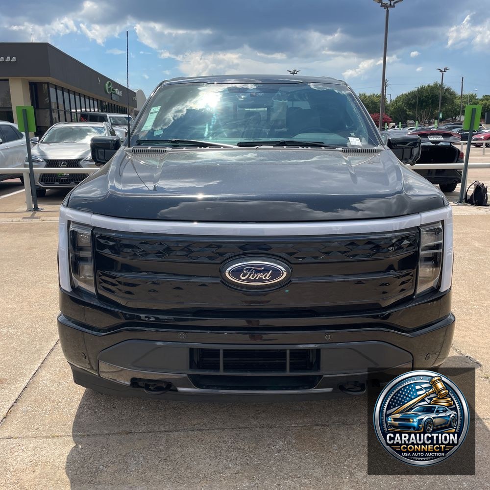 2023 Ford F-150 Lightning Platinum