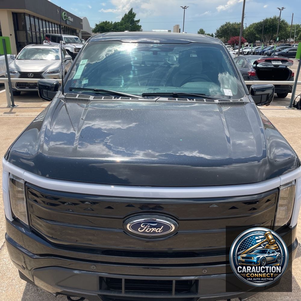 2023 Ford F-150 Lightning Platinum