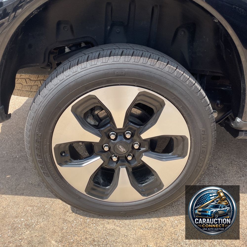2023 Ford F-150 Lightning Platinum