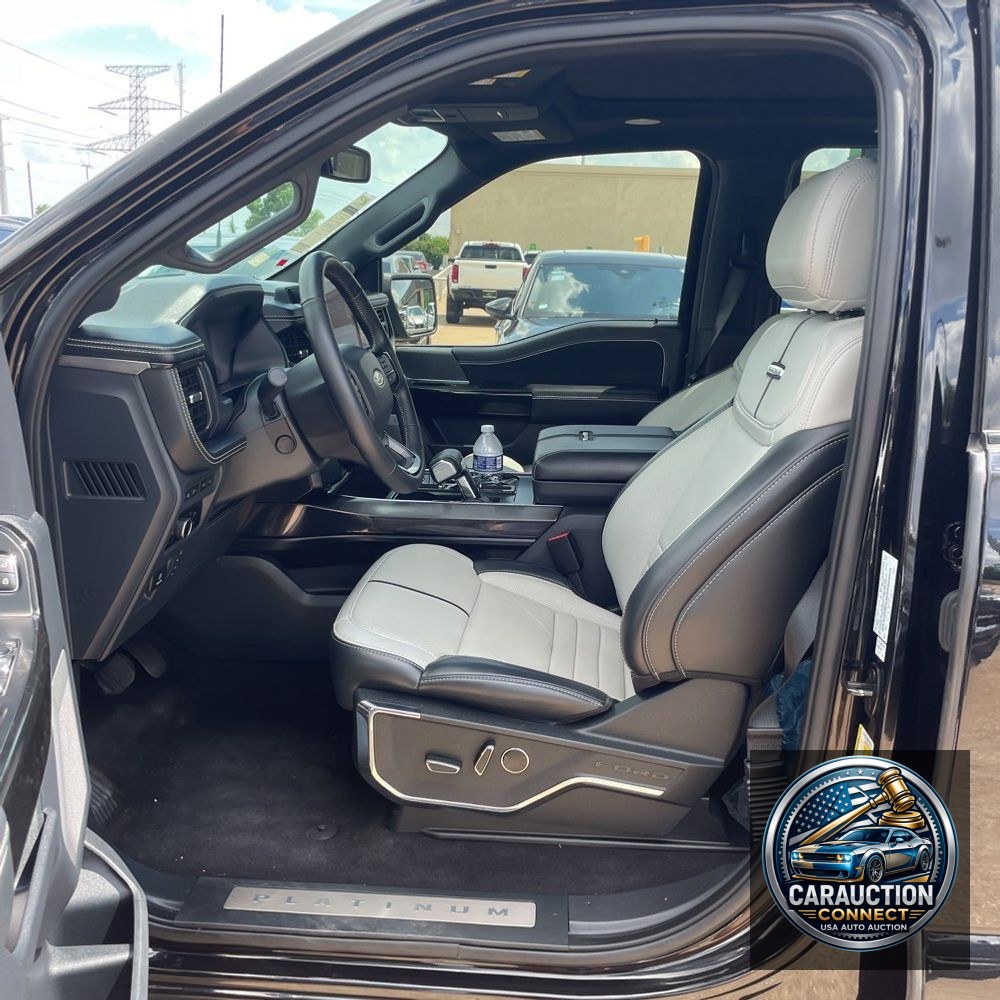 2023 Ford F-150 Lightning Platinum