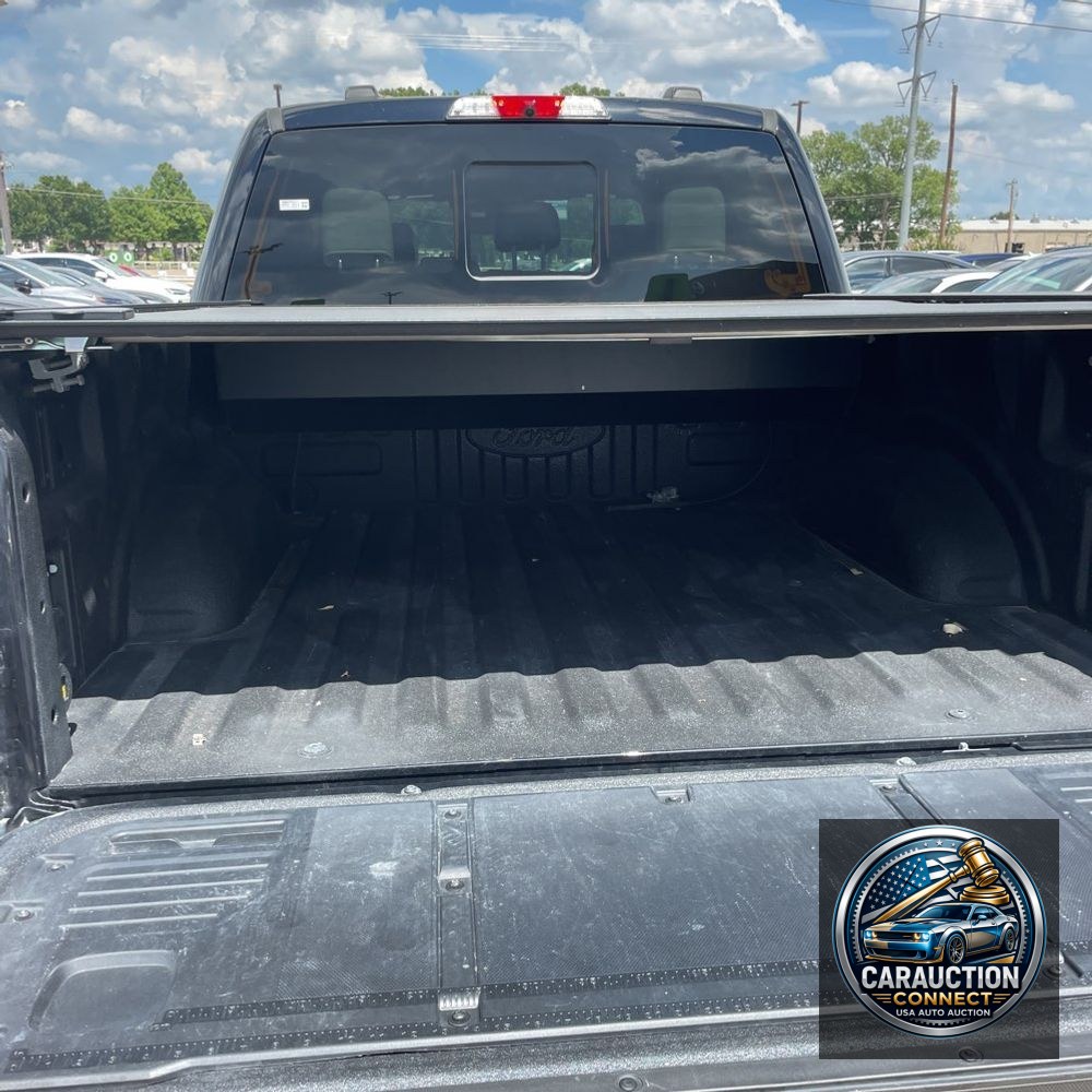 2023 Ford F-150 Lightning Platinum