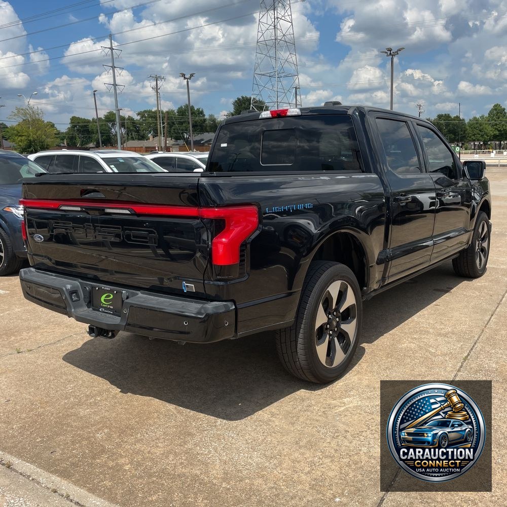 2023 Ford F-150 Lightning Platinum