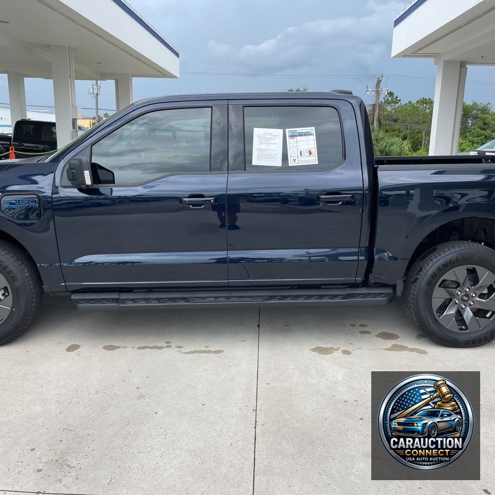 2025 Ford F-150 Lightning Flash
