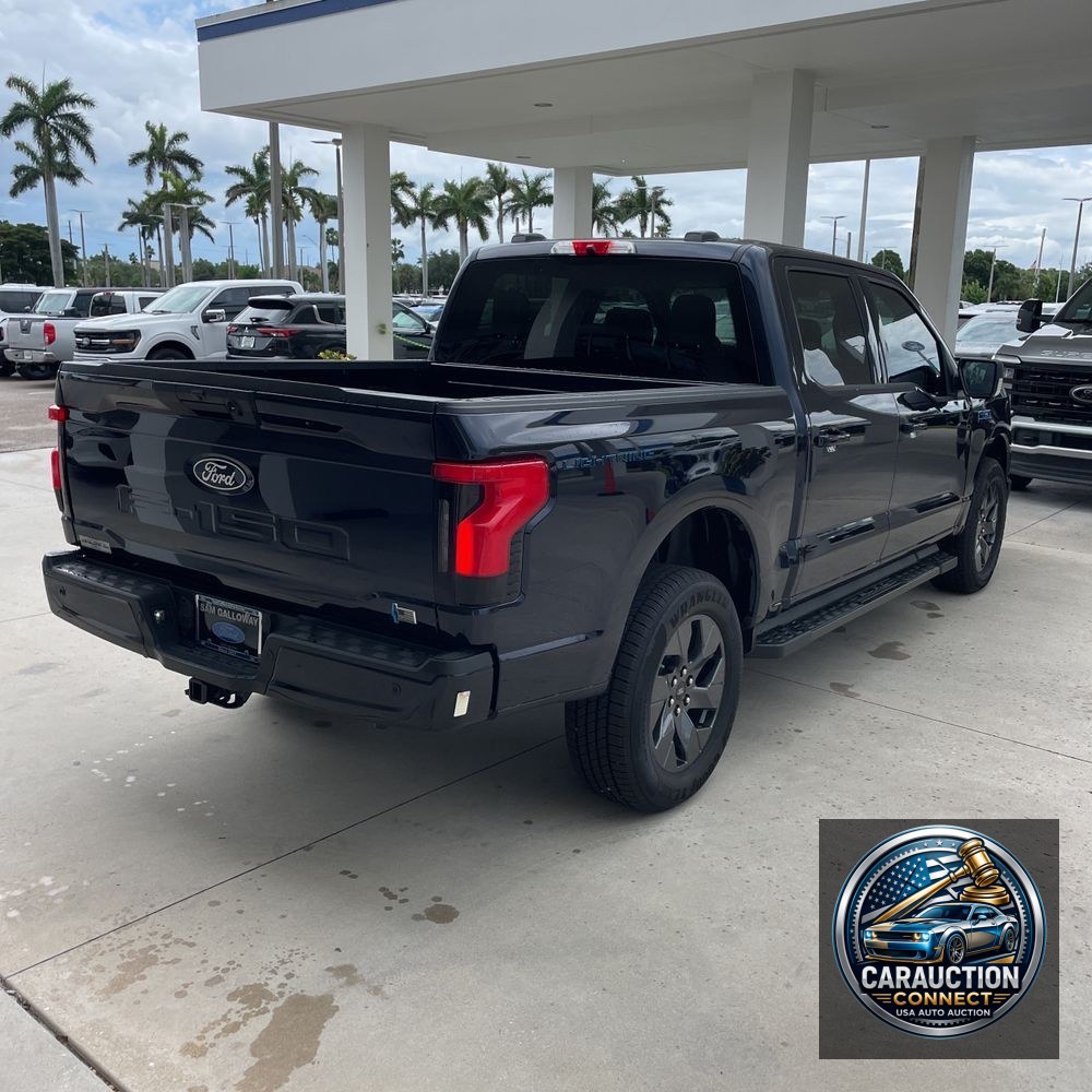 2025 Ford F-150 Lightning Flash