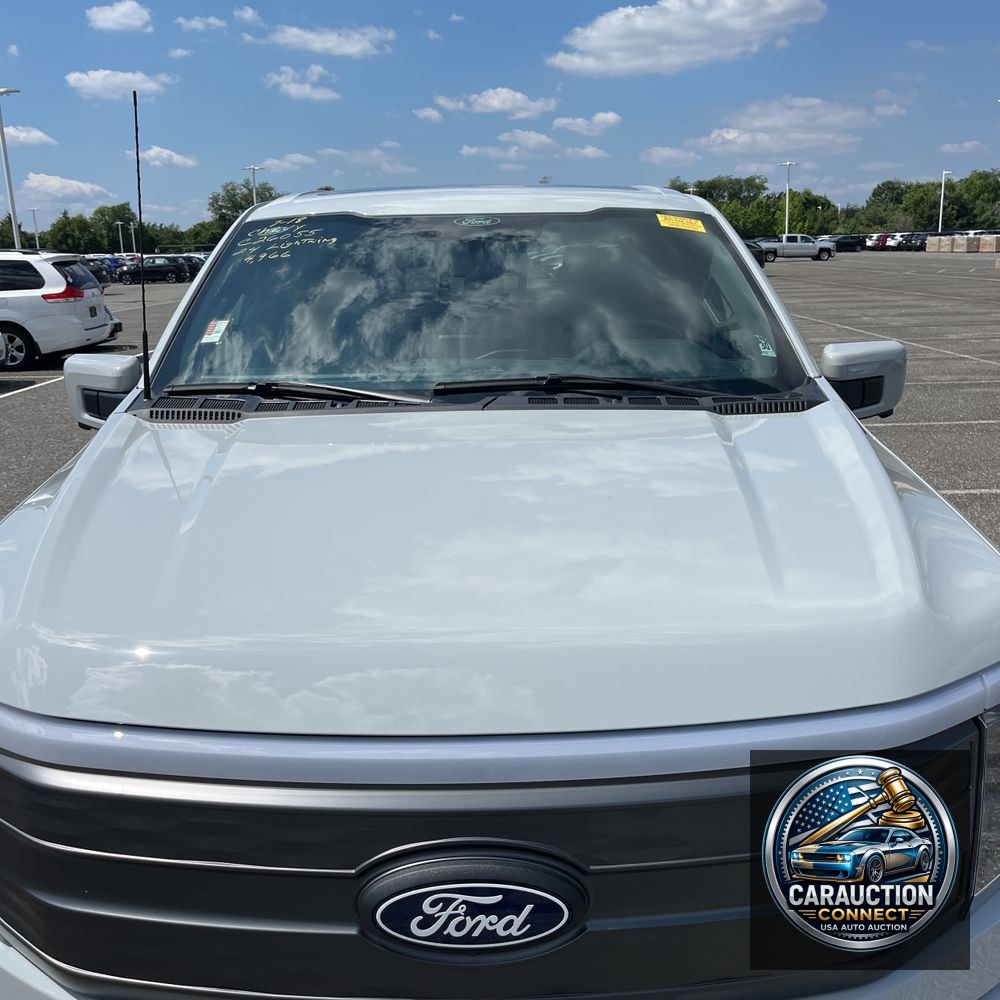 2024 Ford F-150 Lightning Lariat