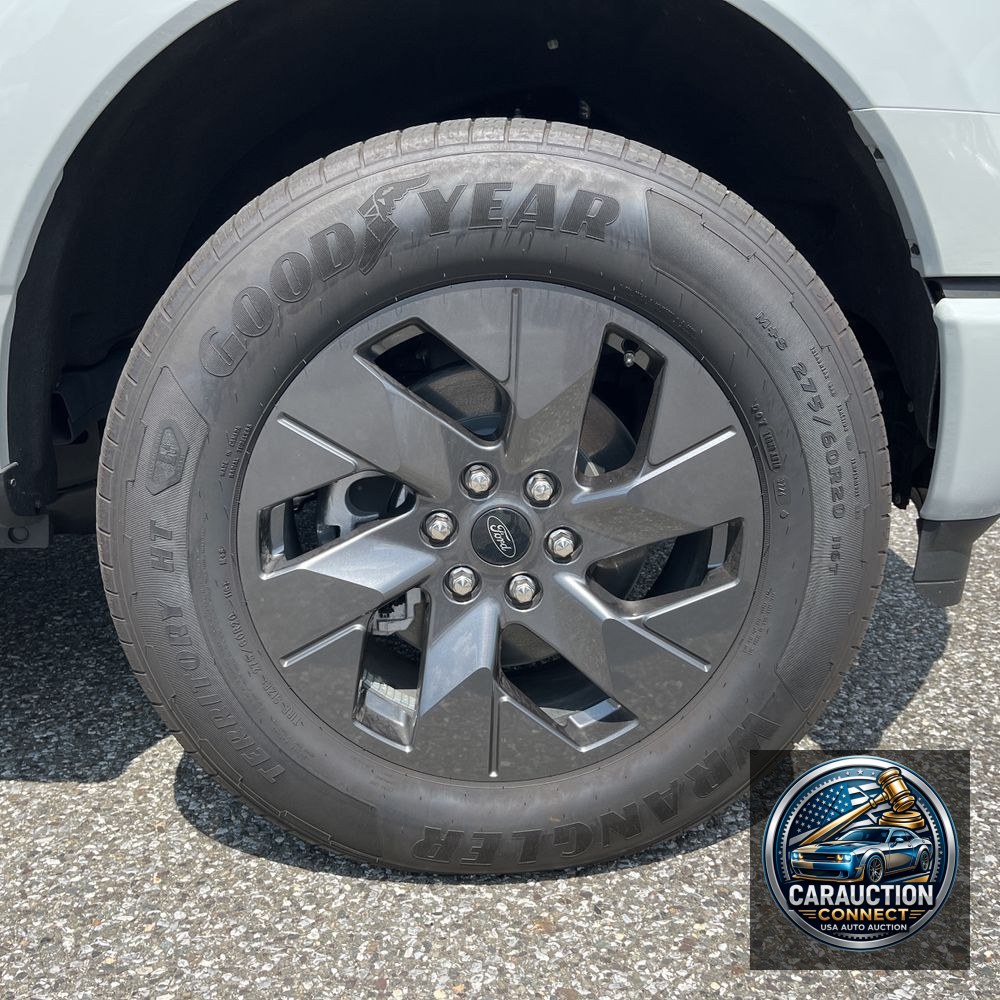 2024 Ford F-150 Lightning Lariat