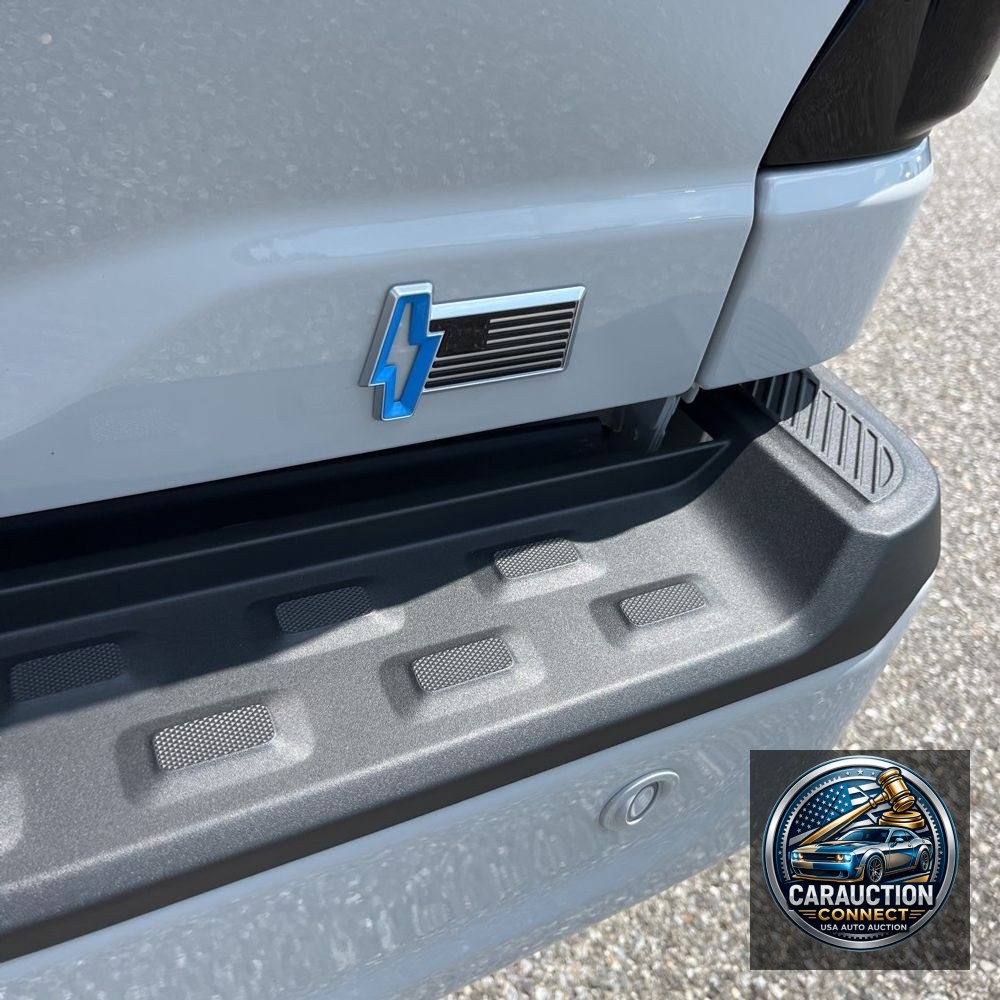 2024 Ford F-150 Lightning Lariat