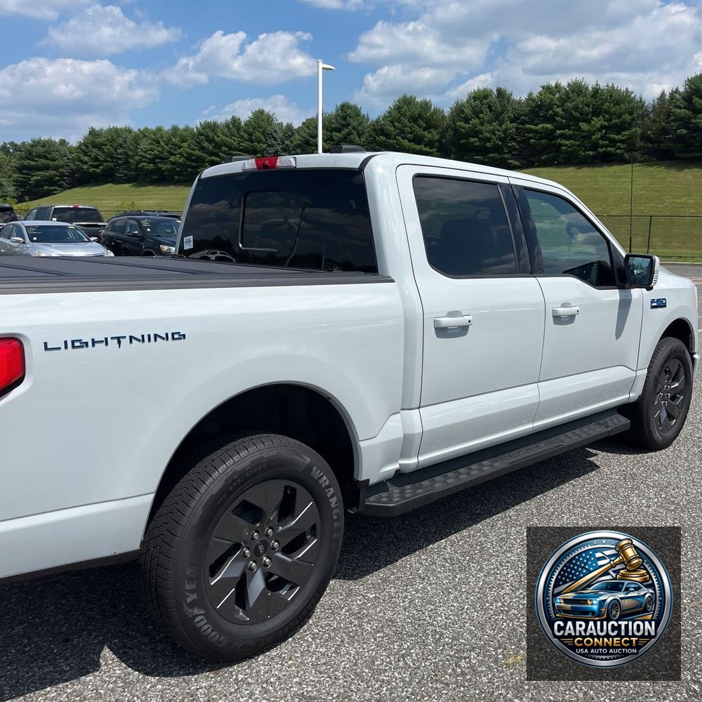 2024 Ford F-150 Lightning Lariat
