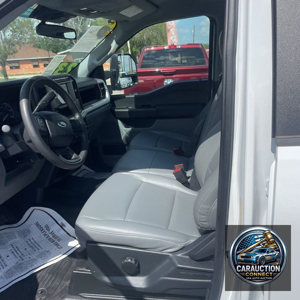 2023 Ford F-250 Super Duty XL