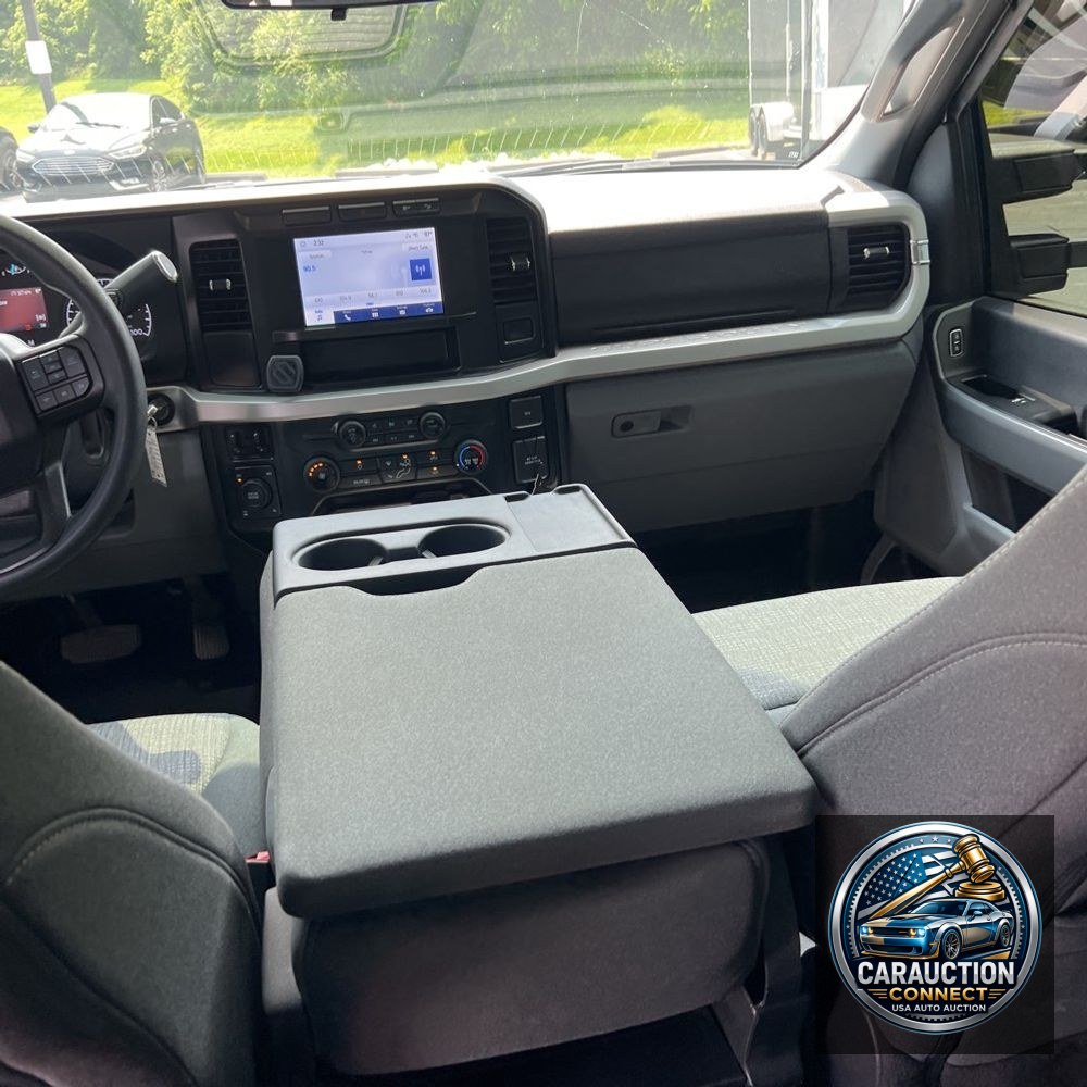 2024 Ford F-250 Super Duty XLT