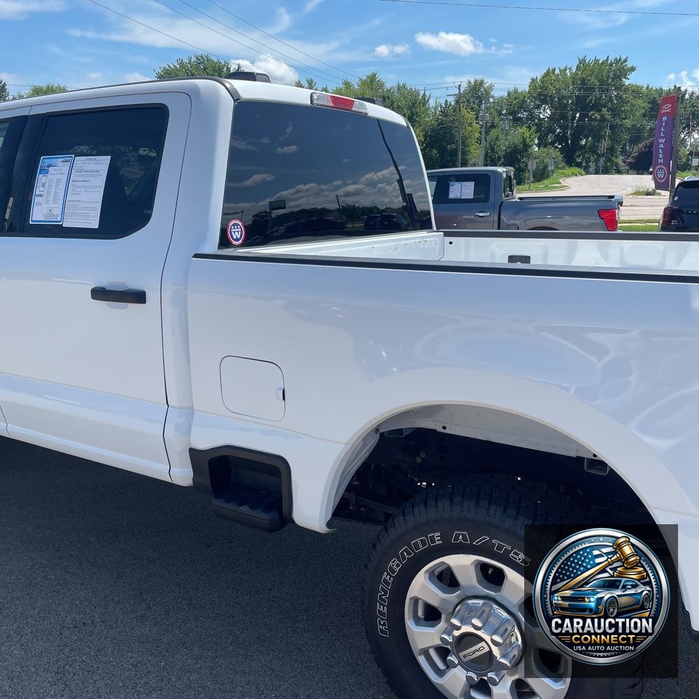 2023 Ford F250 S/D XLT