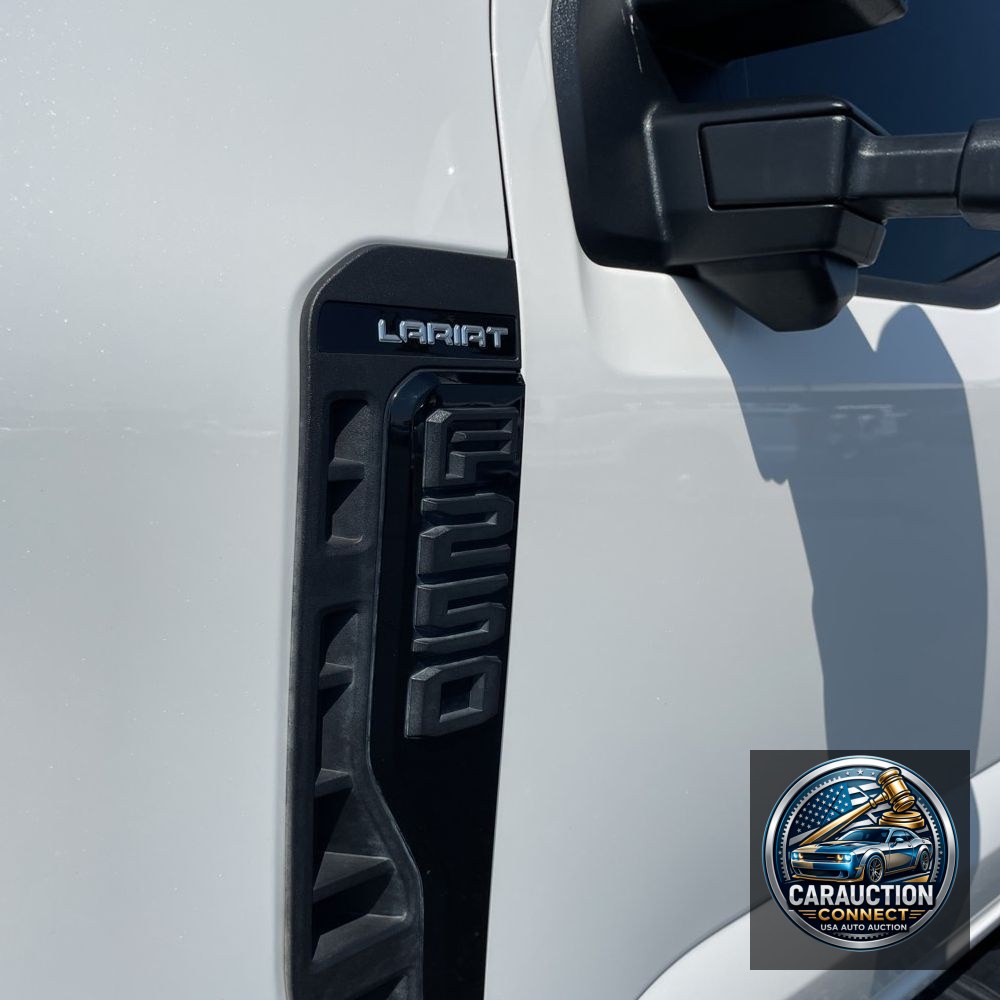 2023 Ford F250 S/D Lariat