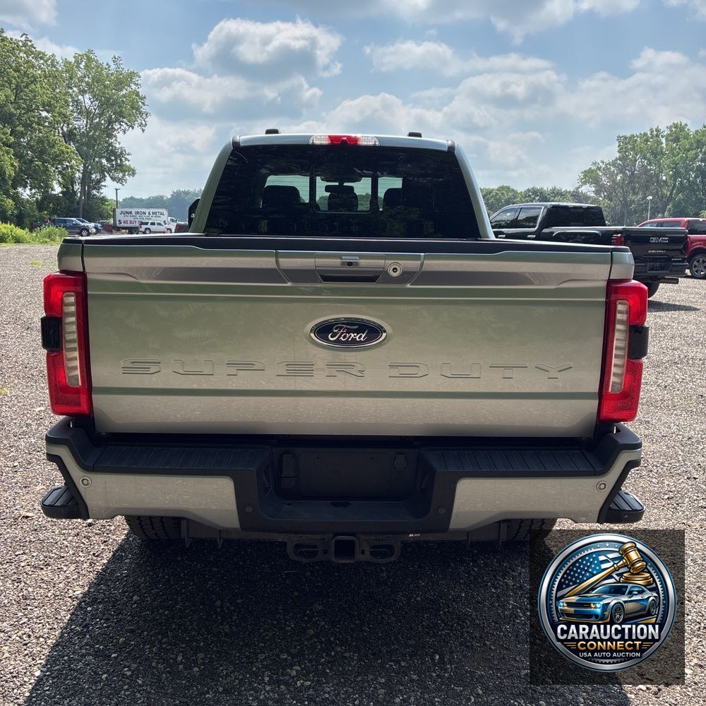 2024 Ford F250 S/D Lariat