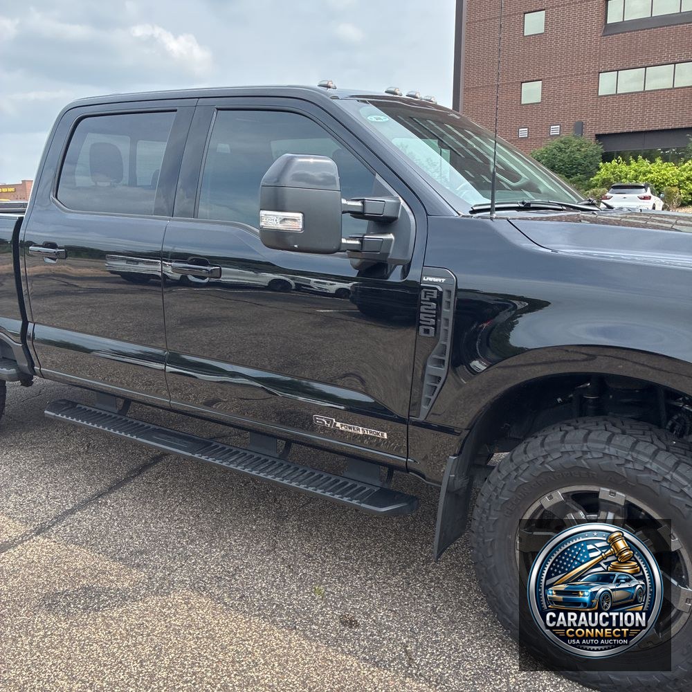 2023 Ford F250 S/D Lariat