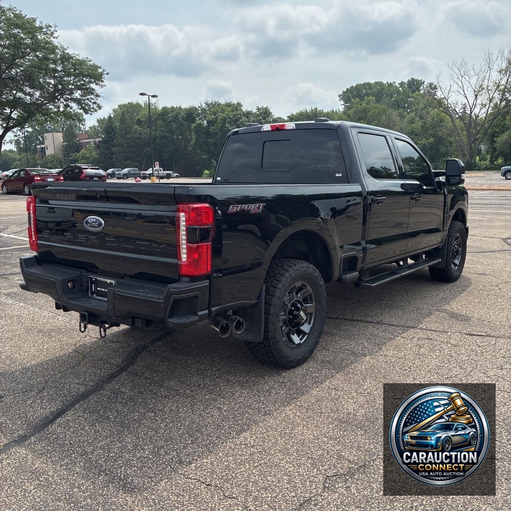 2023 Ford F250 S/D Lariat