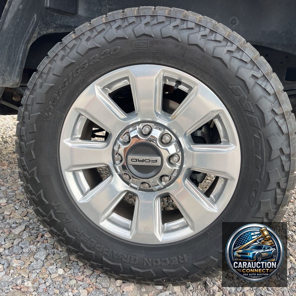 2022 Ford F250 S/D Platinum