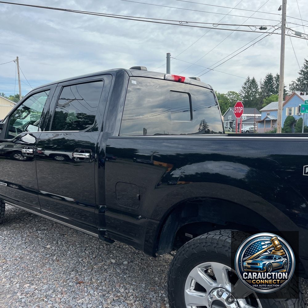 2022 Ford F250 S/D Platinum
