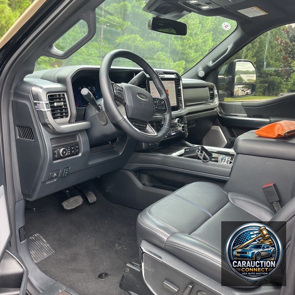 2025 Ford F250 S/D Platinum