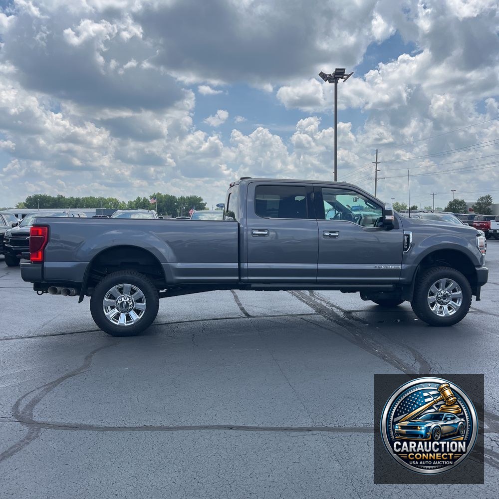 2022 Ford F350 S/D Platinum