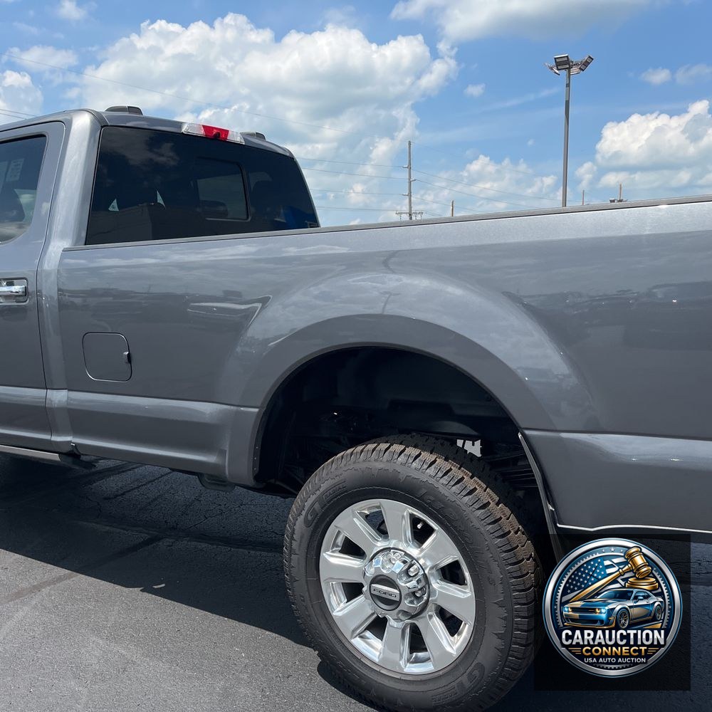 2022 Ford F350 S/D Platinum