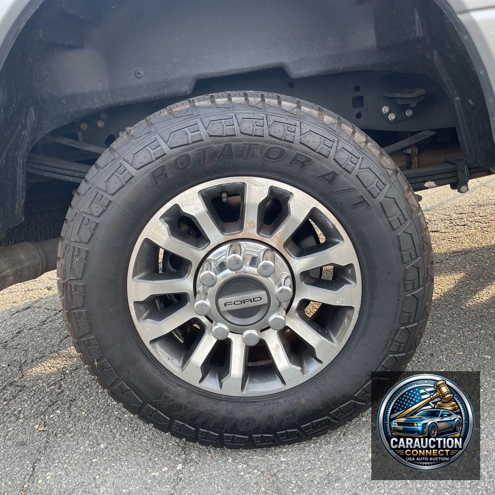 2022 Ford F-350 Super Duty Lariat