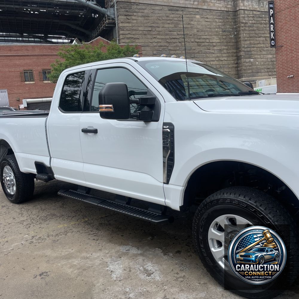 2024 Ford F-250 Super Duty XLT