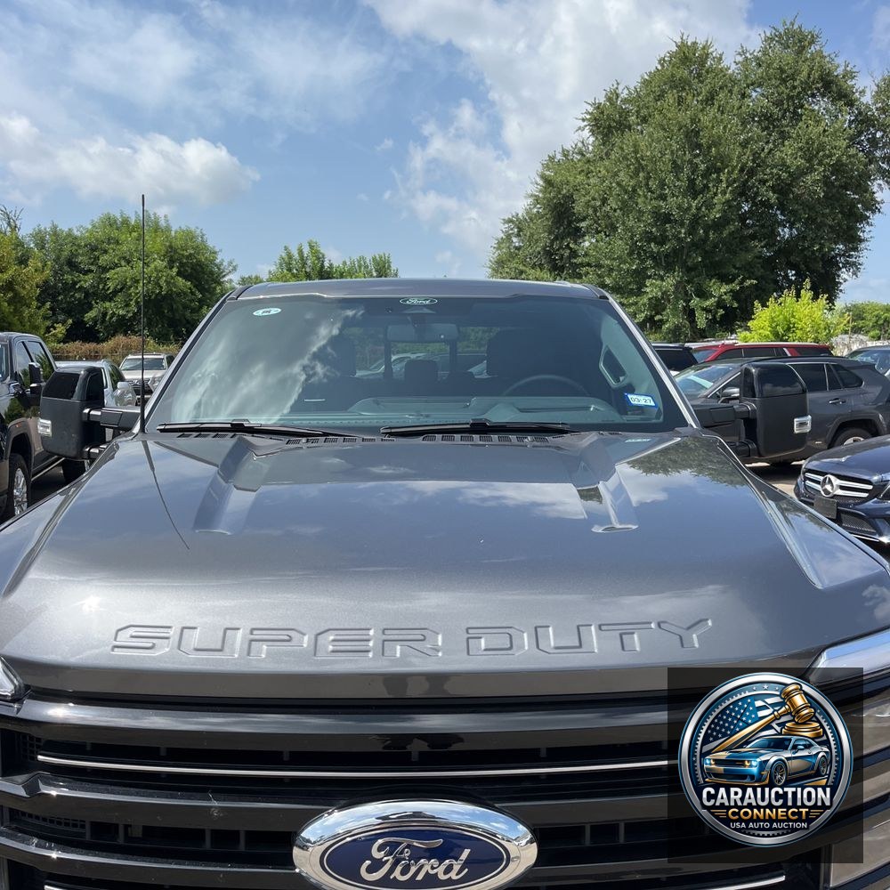 2025 Ford F-250 Super Duty Platinum