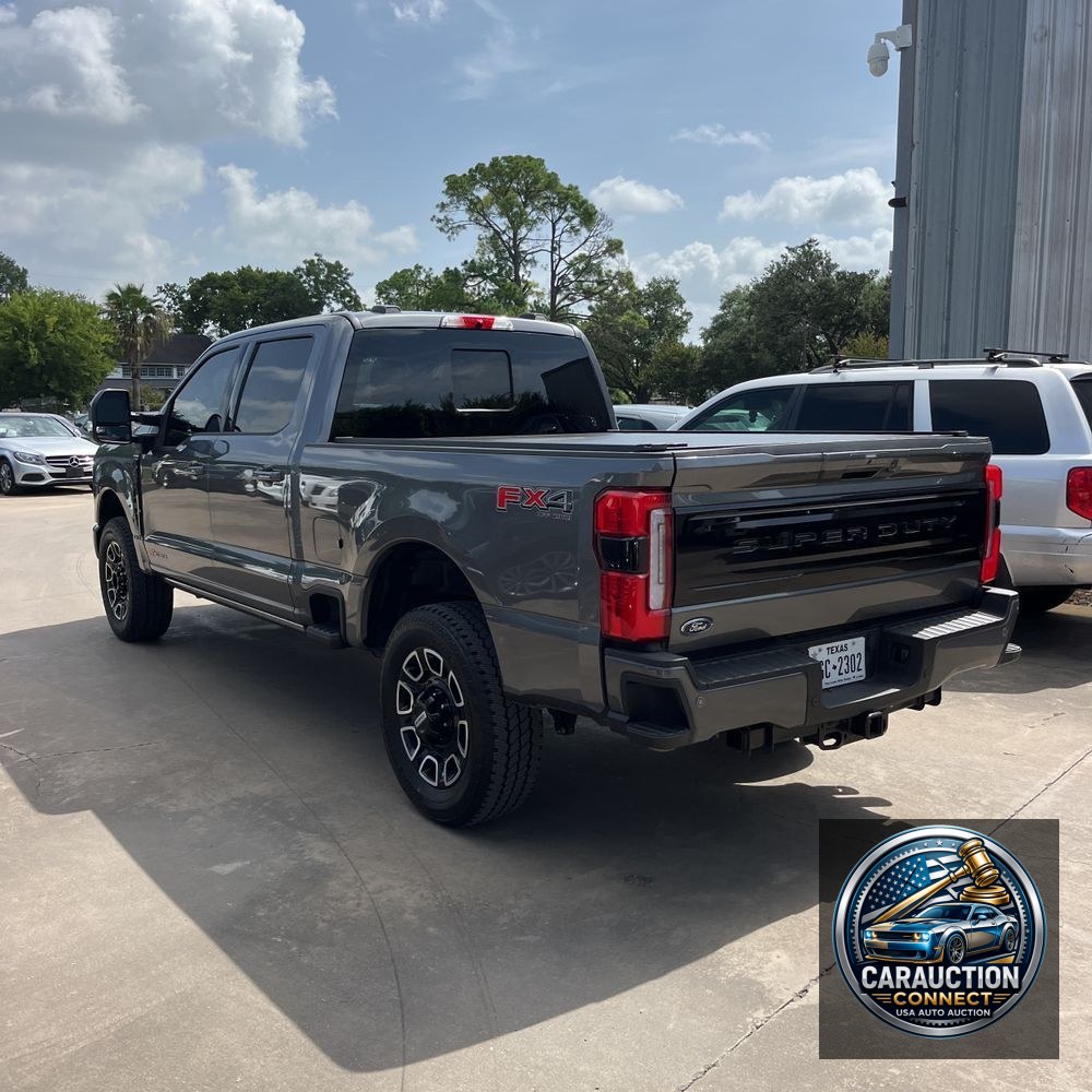 2025 Ford F-250 Super Duty Platinum