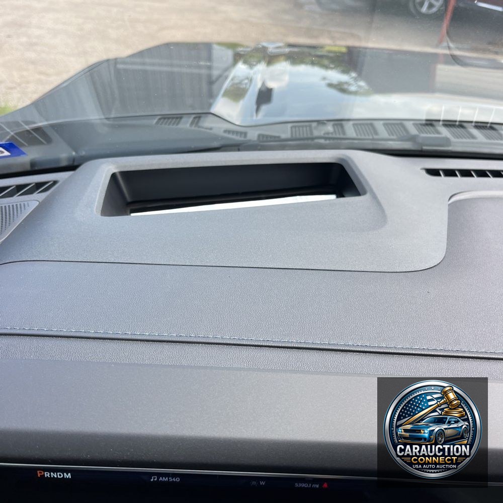 2025 Ford F-250 Super Duty Platinum