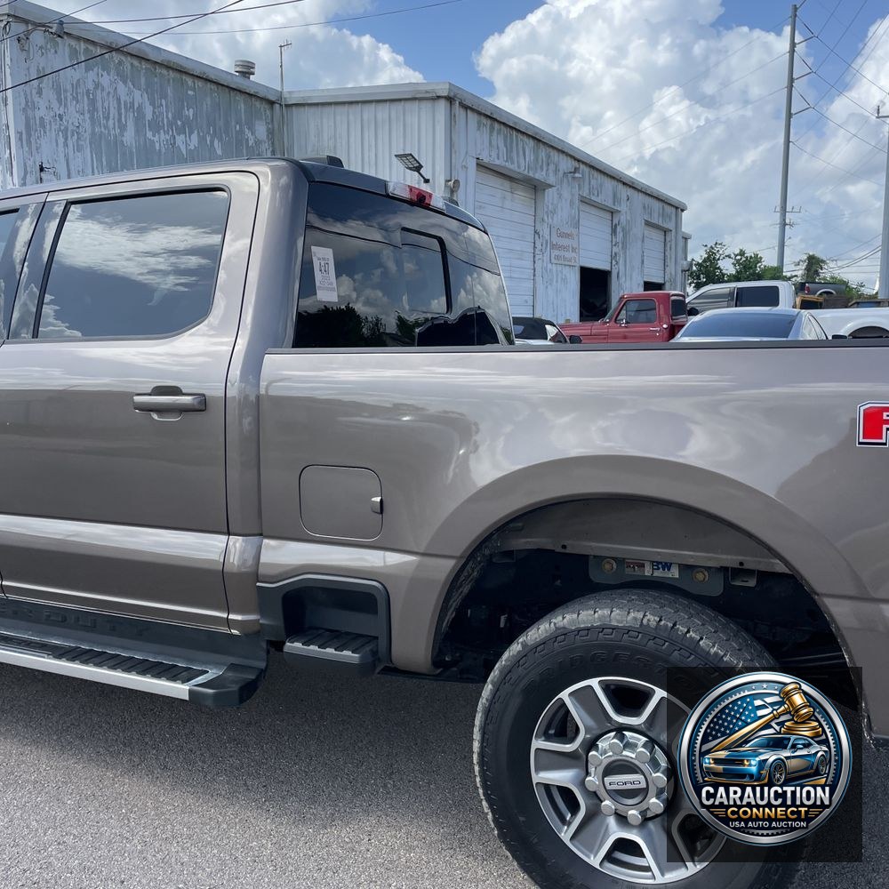 2023 Ford F-250 Super Duty Lariat