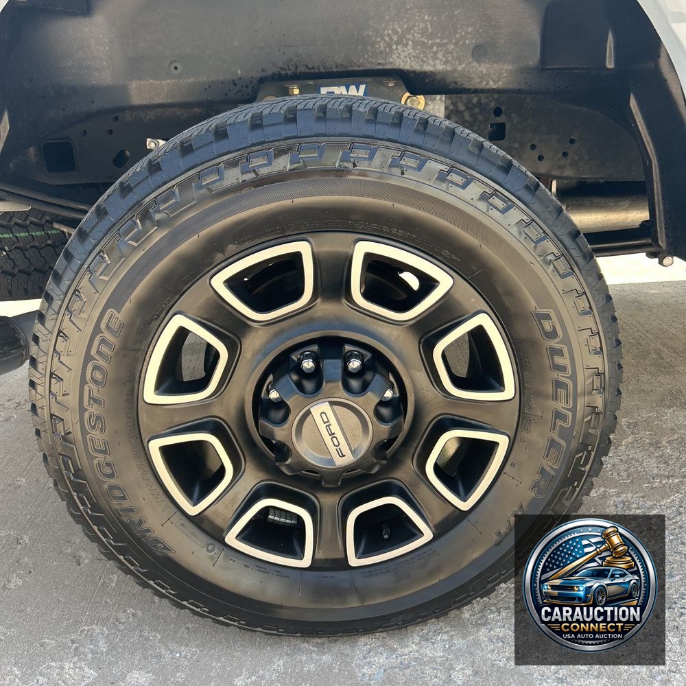2024 Ford F-250 Super Duty Platinum