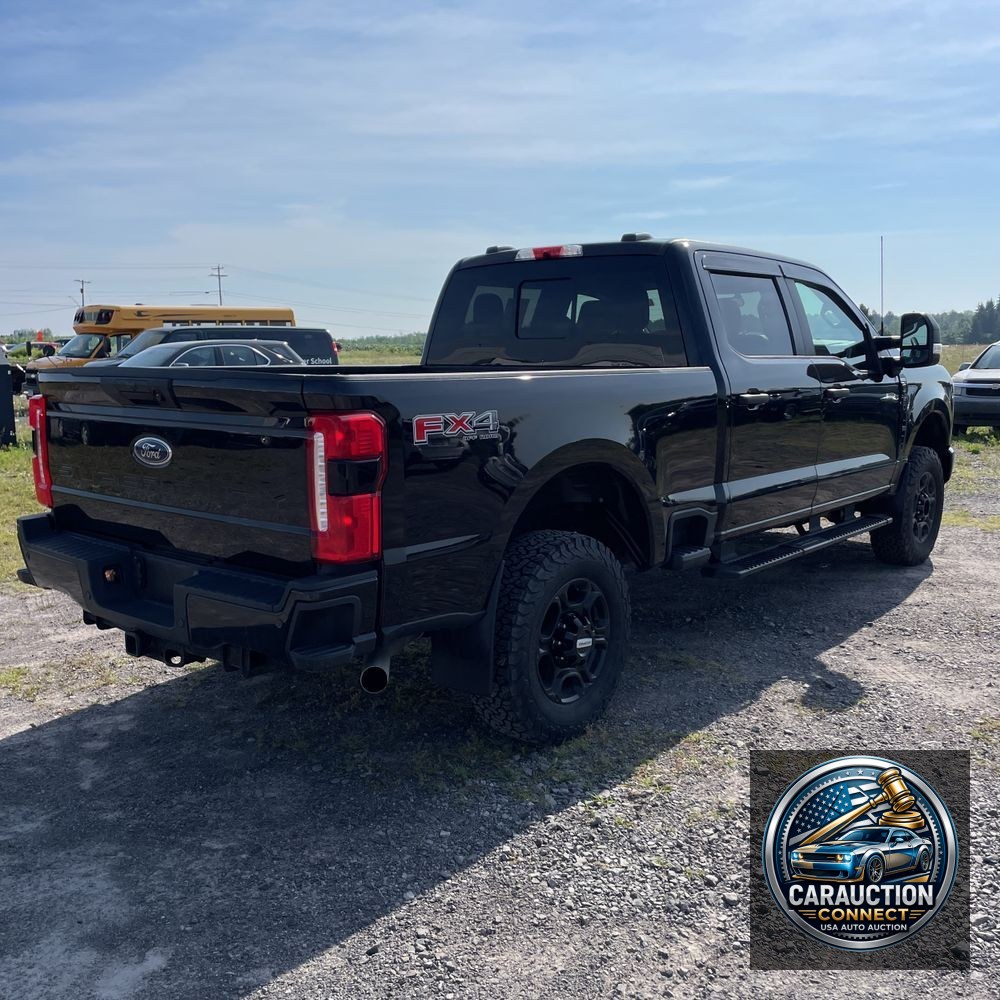 2023 Ford F-350 Super Duty XL