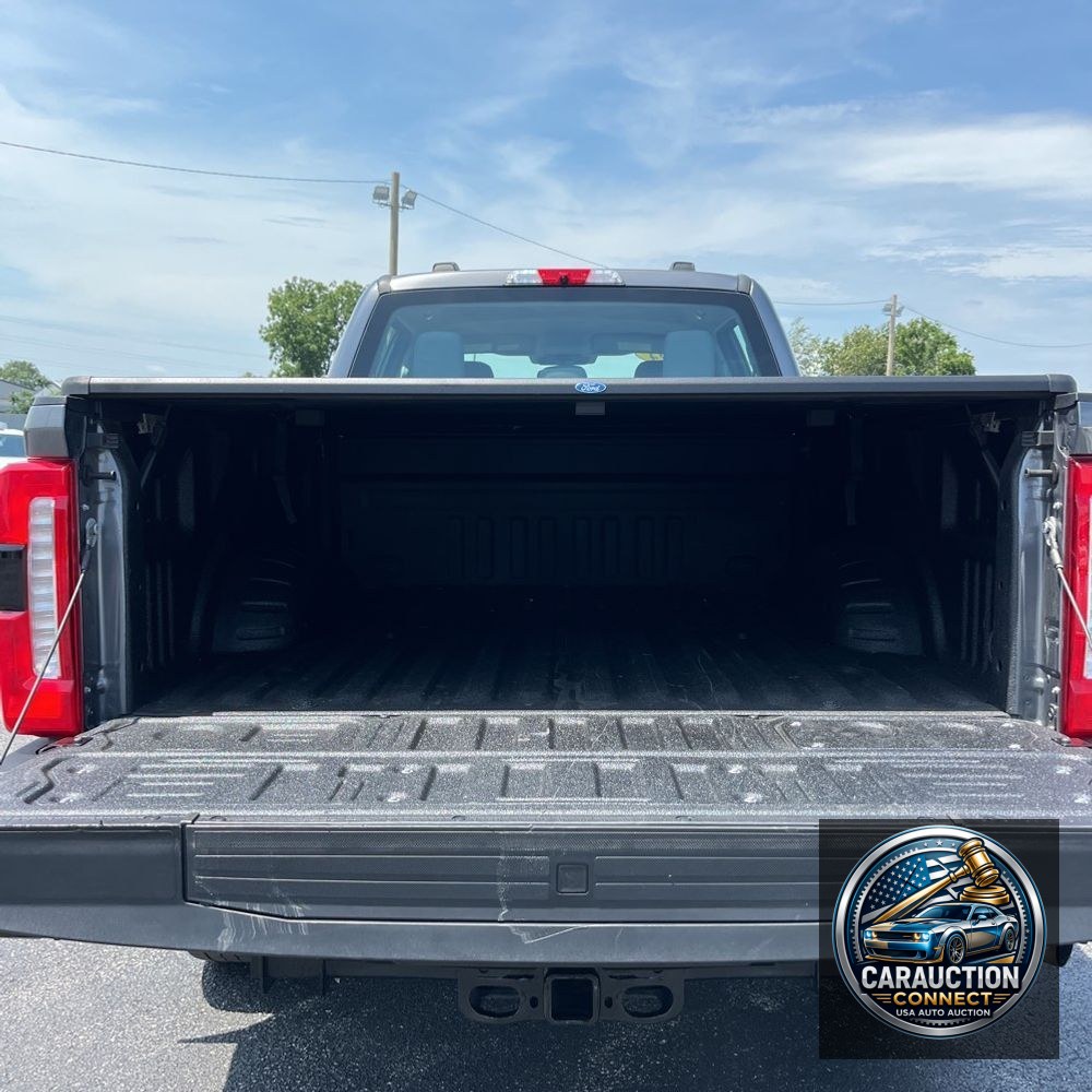 2024 Ford F-350 Super Duty XL