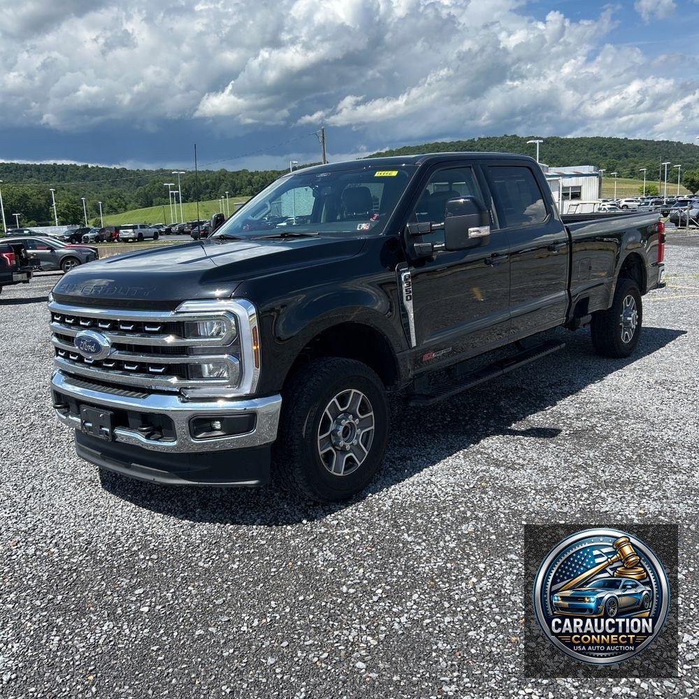 2024 Ford F350 S/D Lariat