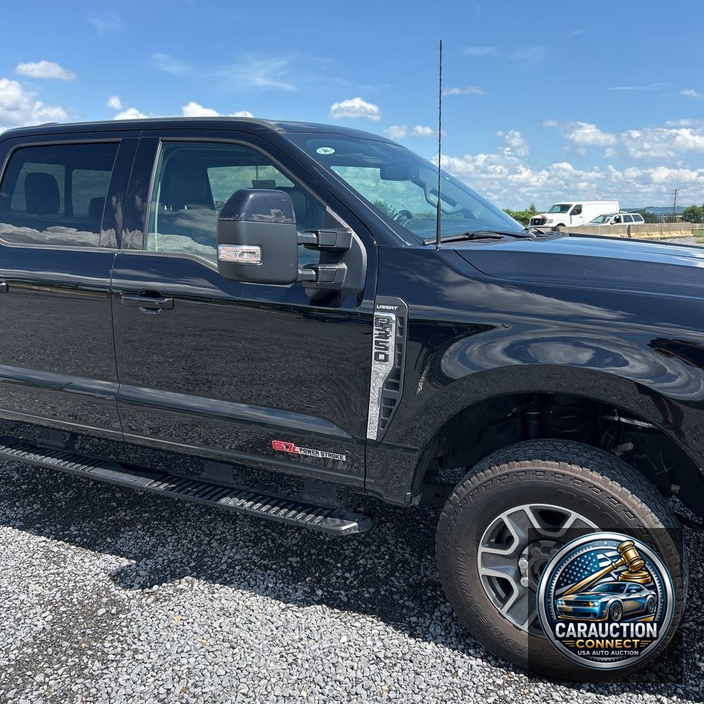 2024 Ford F350 S/D Lariat
