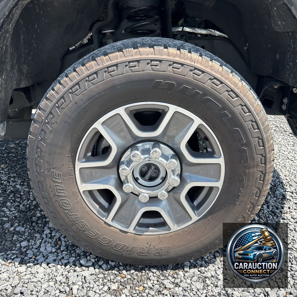 2024 Ford F350 S/D Lariat