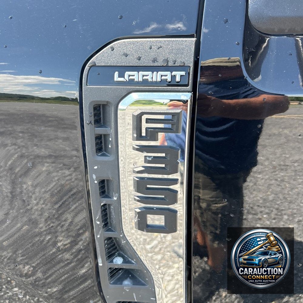 2024 Ford F350 S/D Lariat