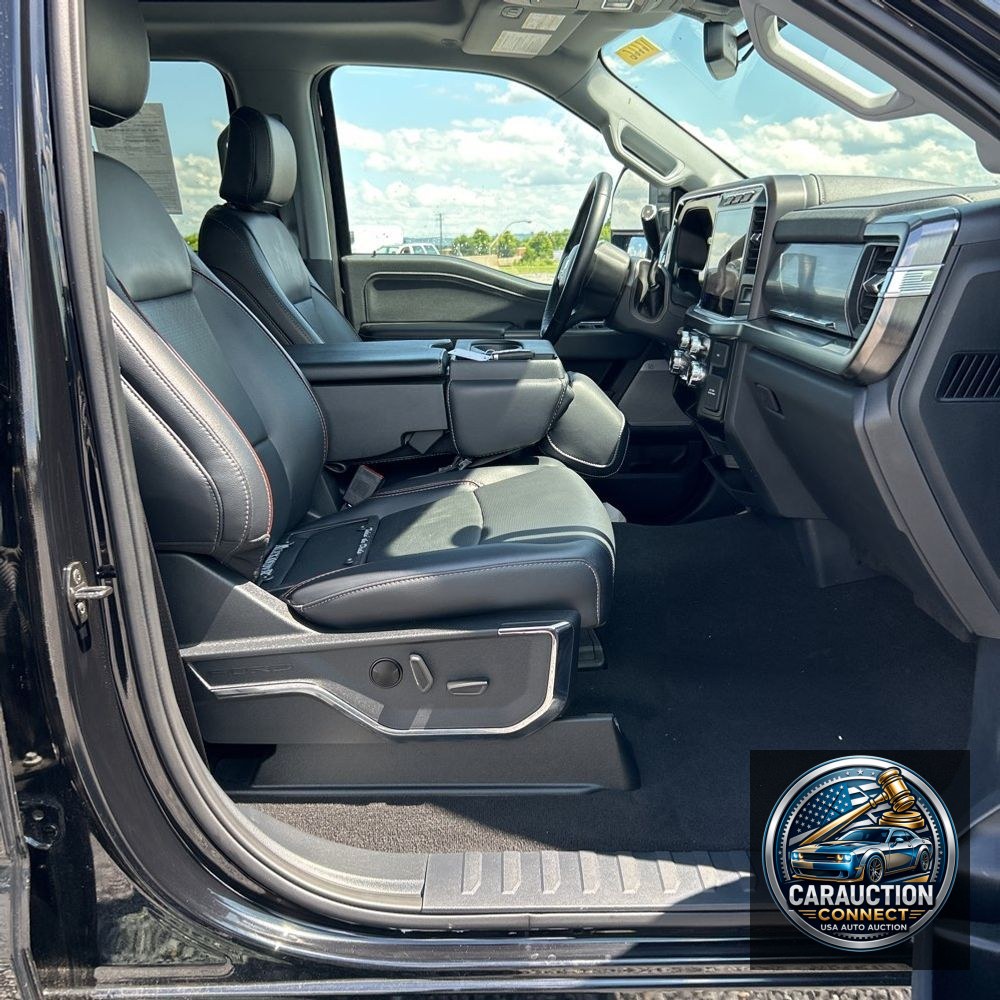 2024 Ford F350 S/D Lariat