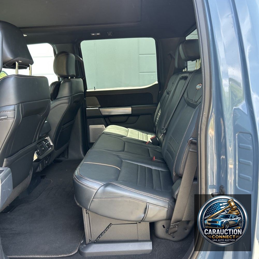 2023 Ford F-350 Super Duty Platinum