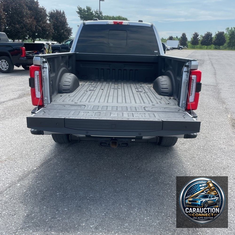 2024 Ford F-350 Super Duty Platinum