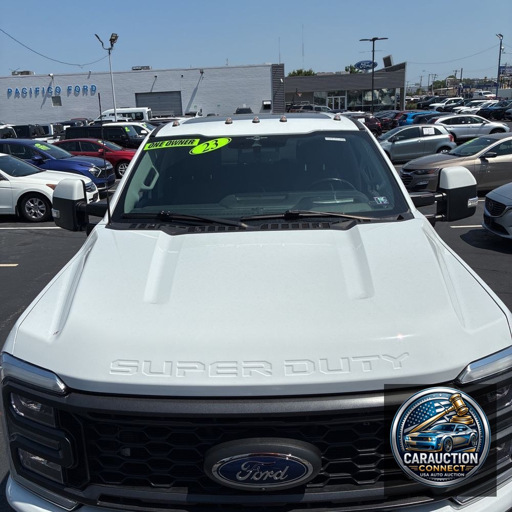 2023 Ford F-350 Super Duty Lariat