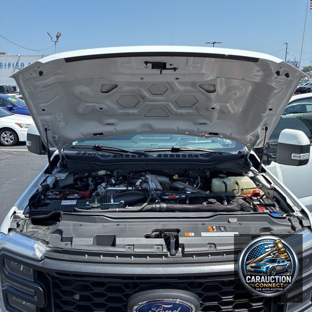 2023 Ford F-350 Super Duty Lariat
