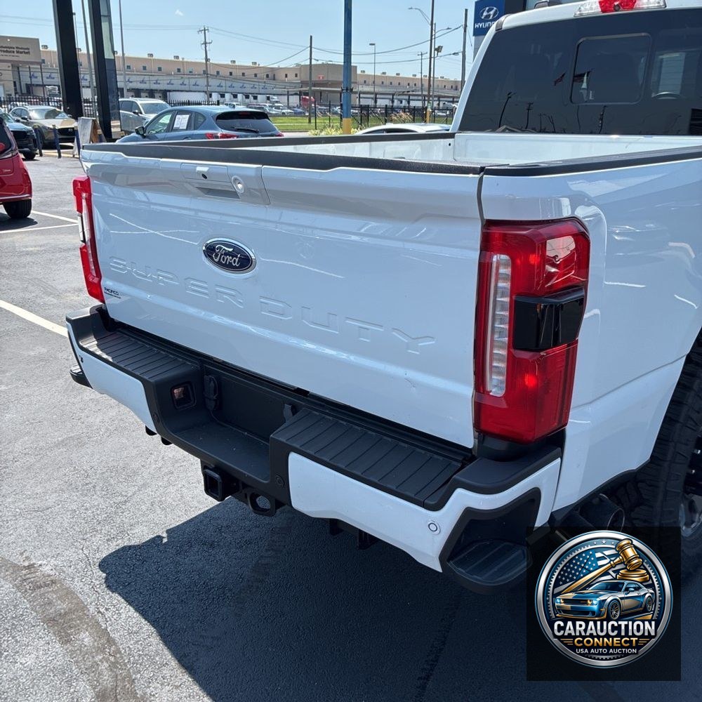 2023 Ford F-350 Super Duty Lariat